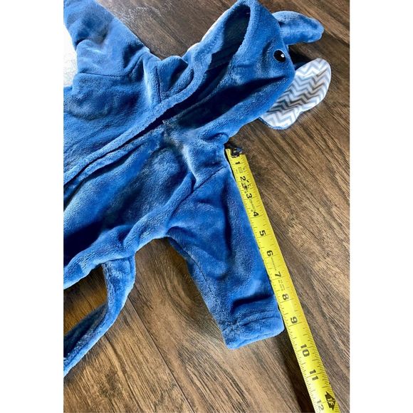 Little Treasures Chevron Elephant Plush Bathrobe in Blue 0-9 Months - Picture 5 of 7